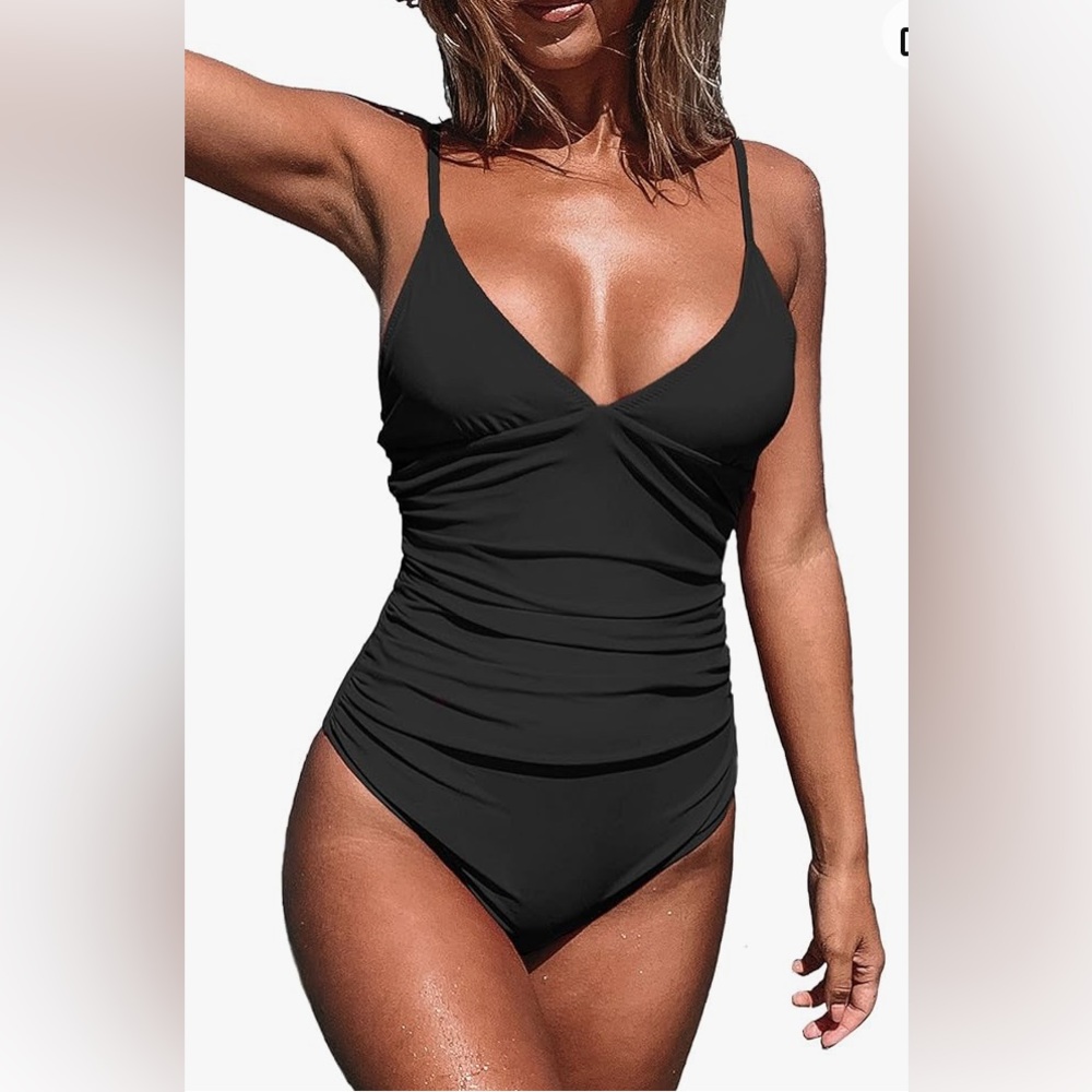 NWT Cupshe one piece swimsuit with tummy control